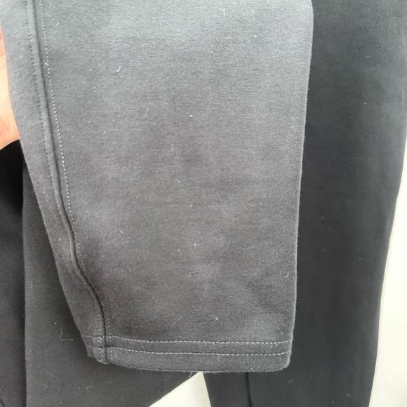 SPANX Ponte black shaping woman's ankle casual classic chic pant.  MEDIUM - Picture 6 of 11